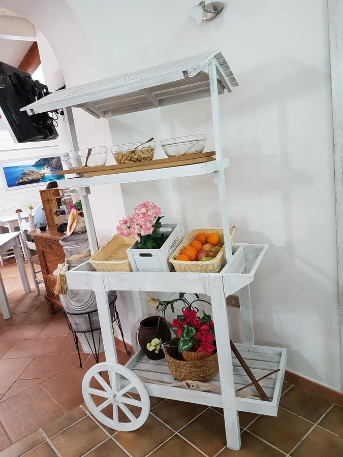 Hotel Ristorante La Conchiglia Cala Gonone Ngoại thất bức ảnh