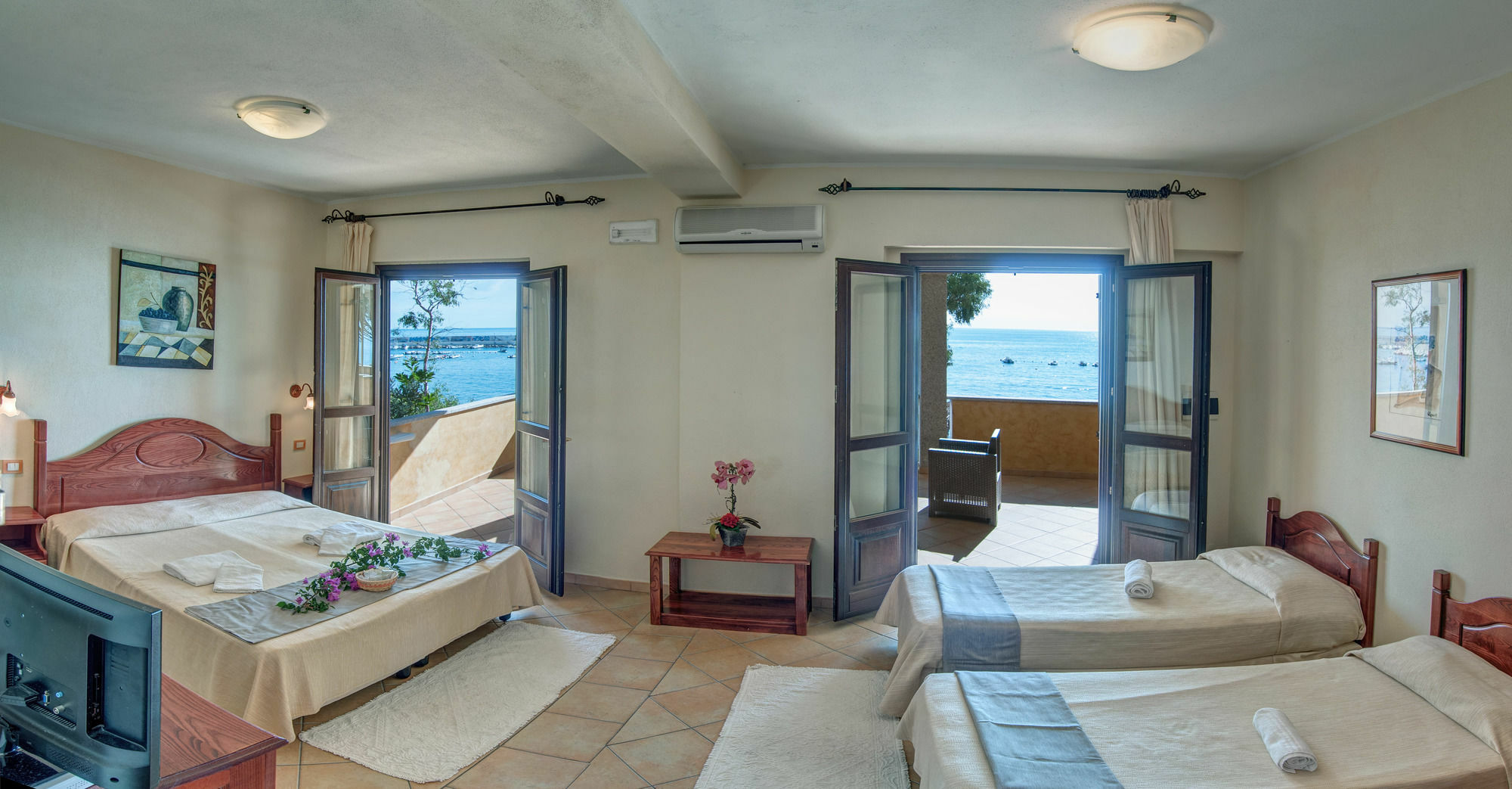 Hotel Ristorante La Conchiglia Cala Gonone Ngoại thất bức ảnh